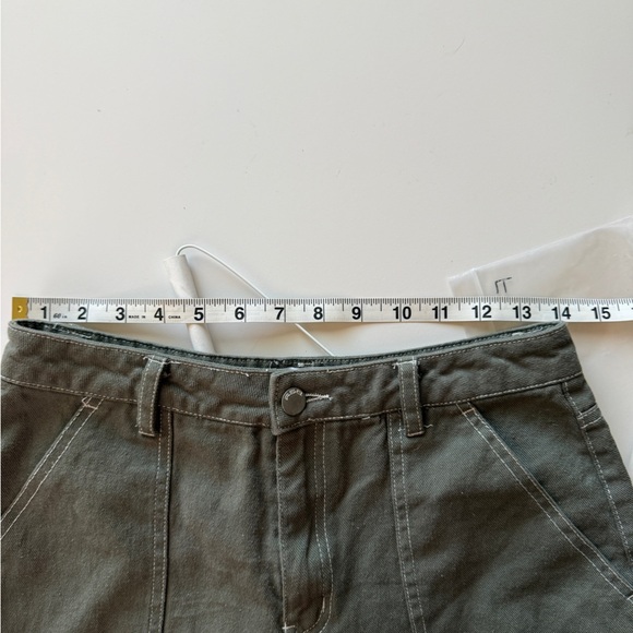 RSQ Utility Contrast Stitch High Rise Women’s Shorts Olive Dark Green 27 - Picture 6 of 9